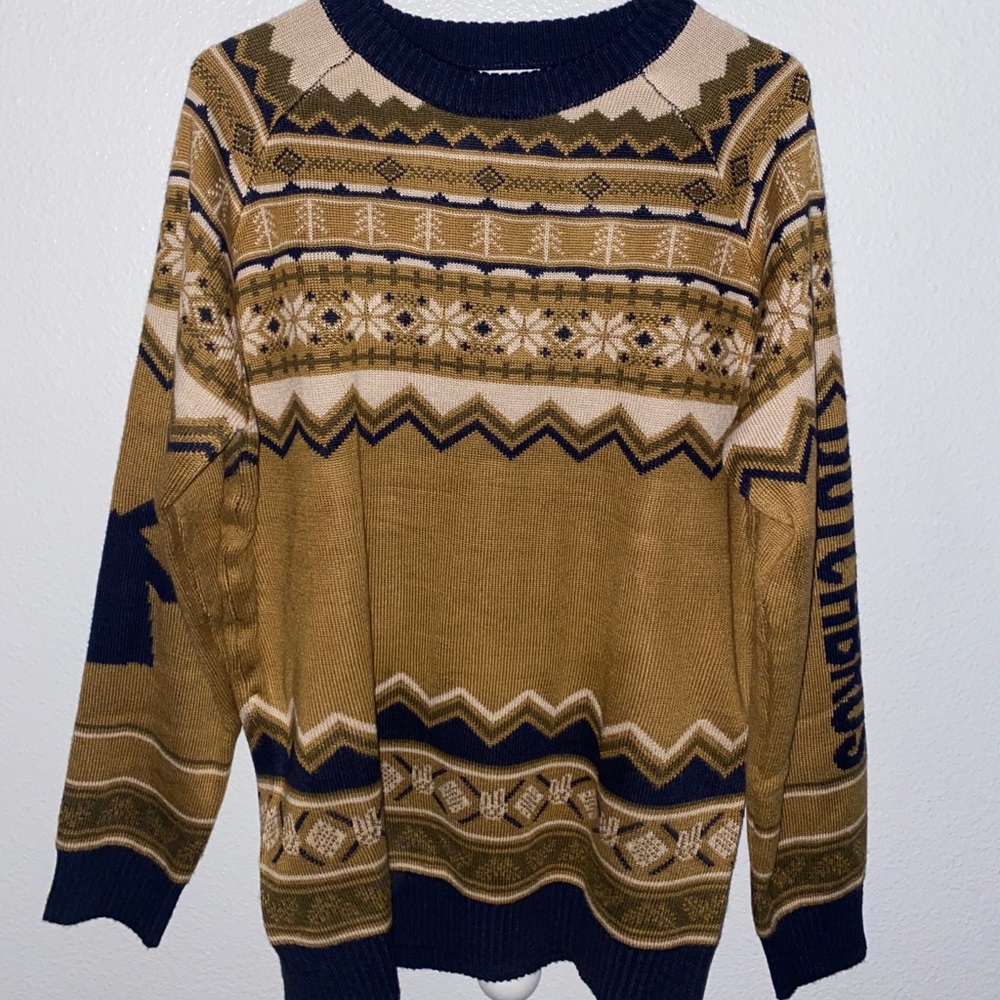 Dutch Bros sweater